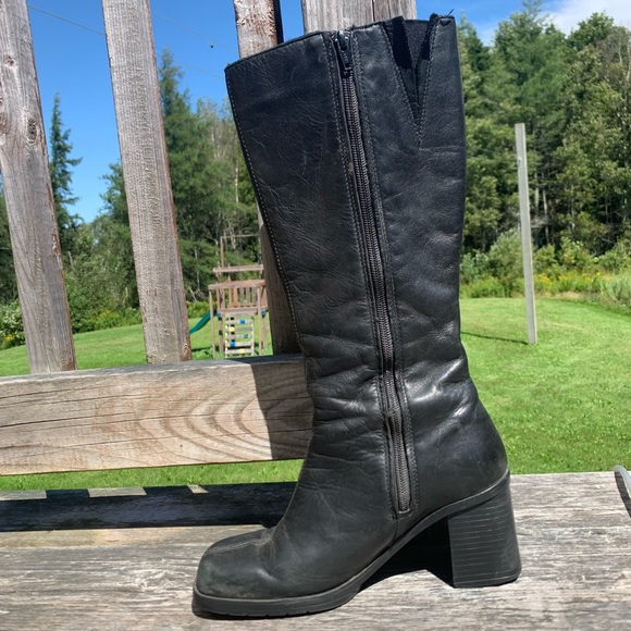 Made in Canada Henri Pierre black leather vintage boots - Picture 8 of 8